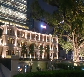 スターフェリー降り場より徒歩にてカオルーンホテルまで